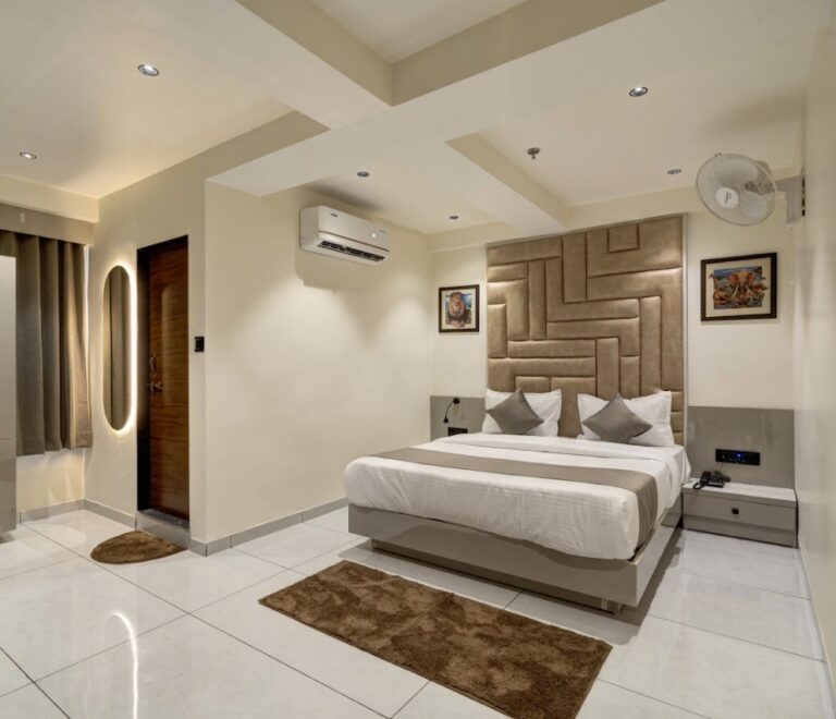 The Signature Suite